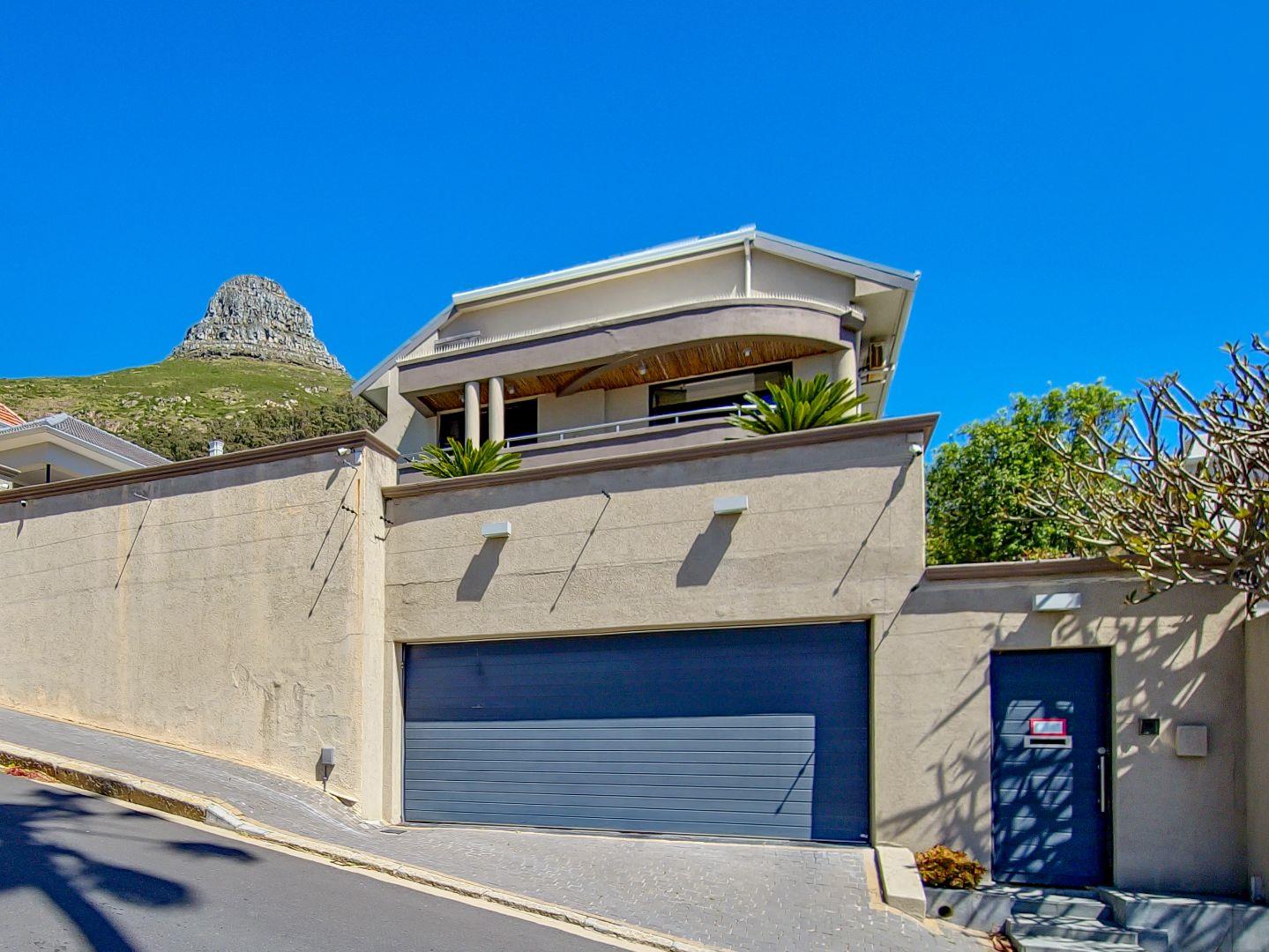 4 Bedroom Property for Sale in Fresnaye Western Cape